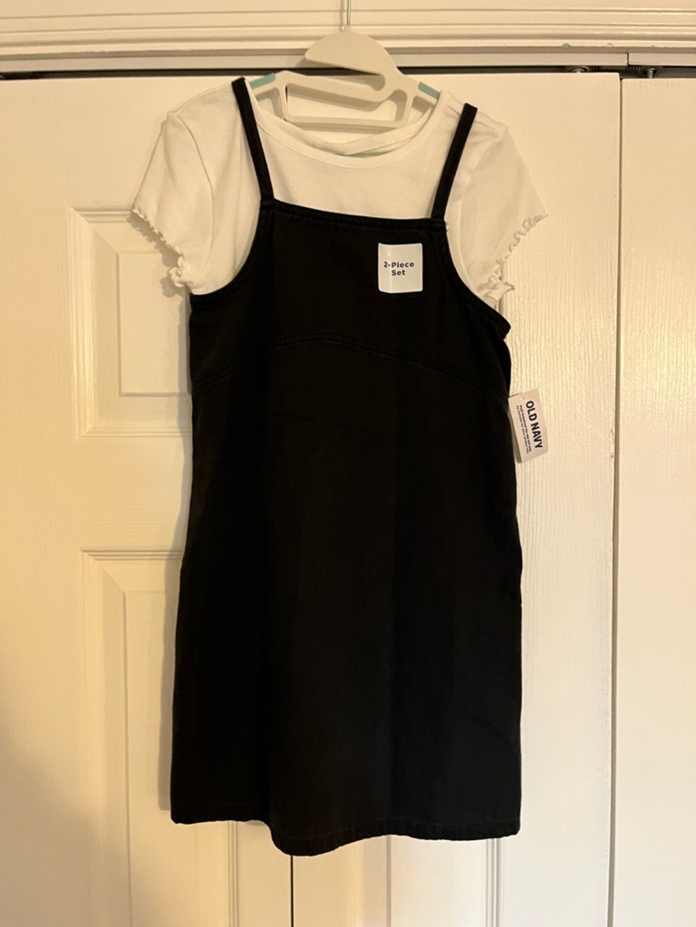 Old Navy Black Two-Piece Set with White Tag